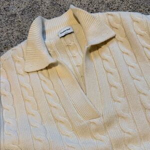 Aritzia Sunday Best Cream Cable Knit V-Neck Sweater